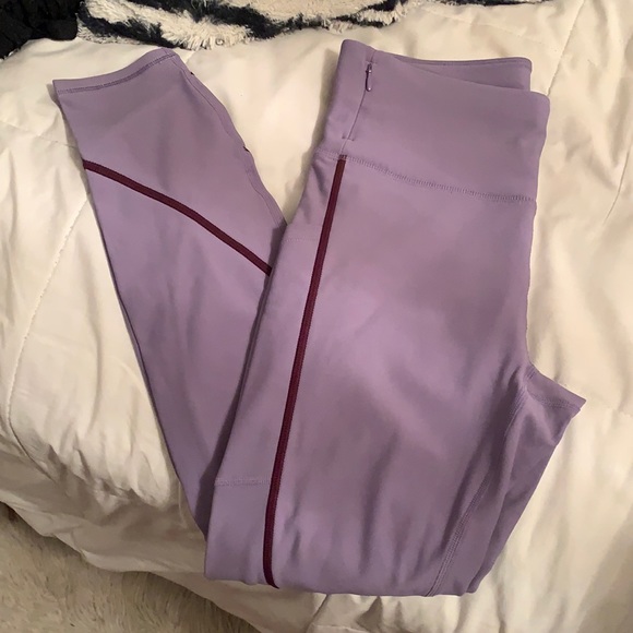 FABLETICS purple leggings 2 pockets S - Picture 1 of 2